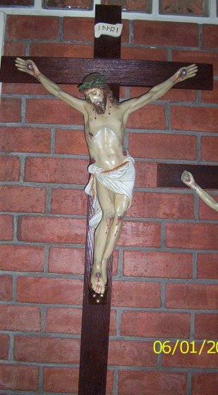 Crucifix_w_wood__62642398c02da