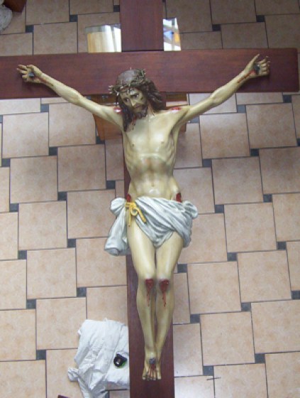 Crucifix_w_wood__62bdb5caf0507